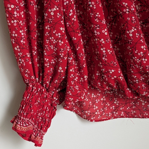 Max Studio Red White Floral Long Sleeve Wrap Style Blouse Large - Picture 7 of 15